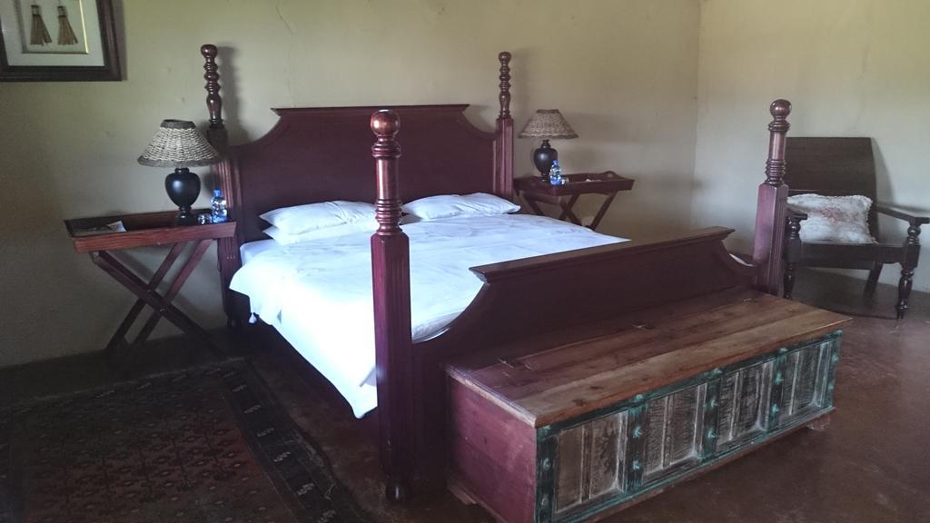 Plettenberg Bay Game Reserve: The Baroness Safari Lodge ภายนอก รูปภาพ