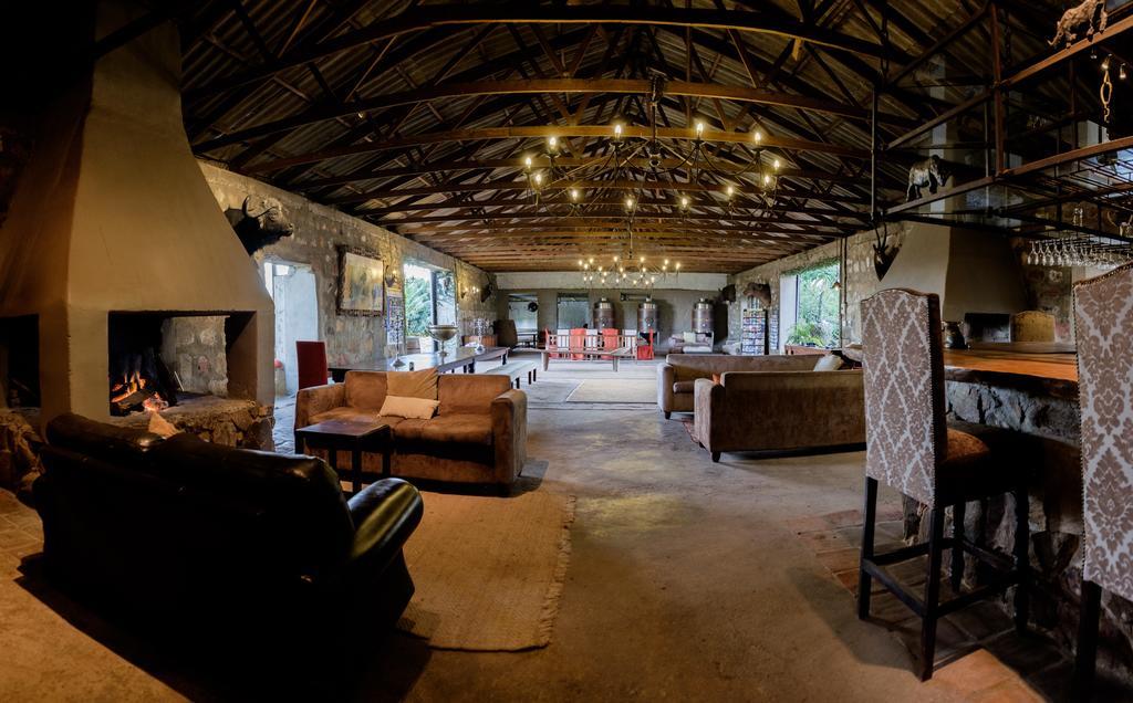 Plettenberg Bay Game Reserve: The Baroness Safari Lodge ภายนอก รูปภาพ