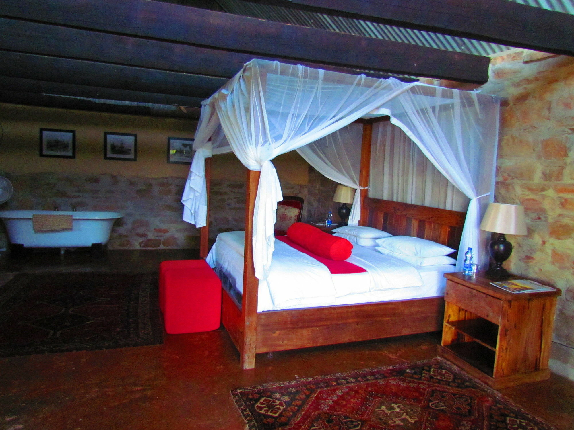 Plettenberg Bay Game Reserve: The Baroness Safari Lodge ภายนอก รูปภาพ